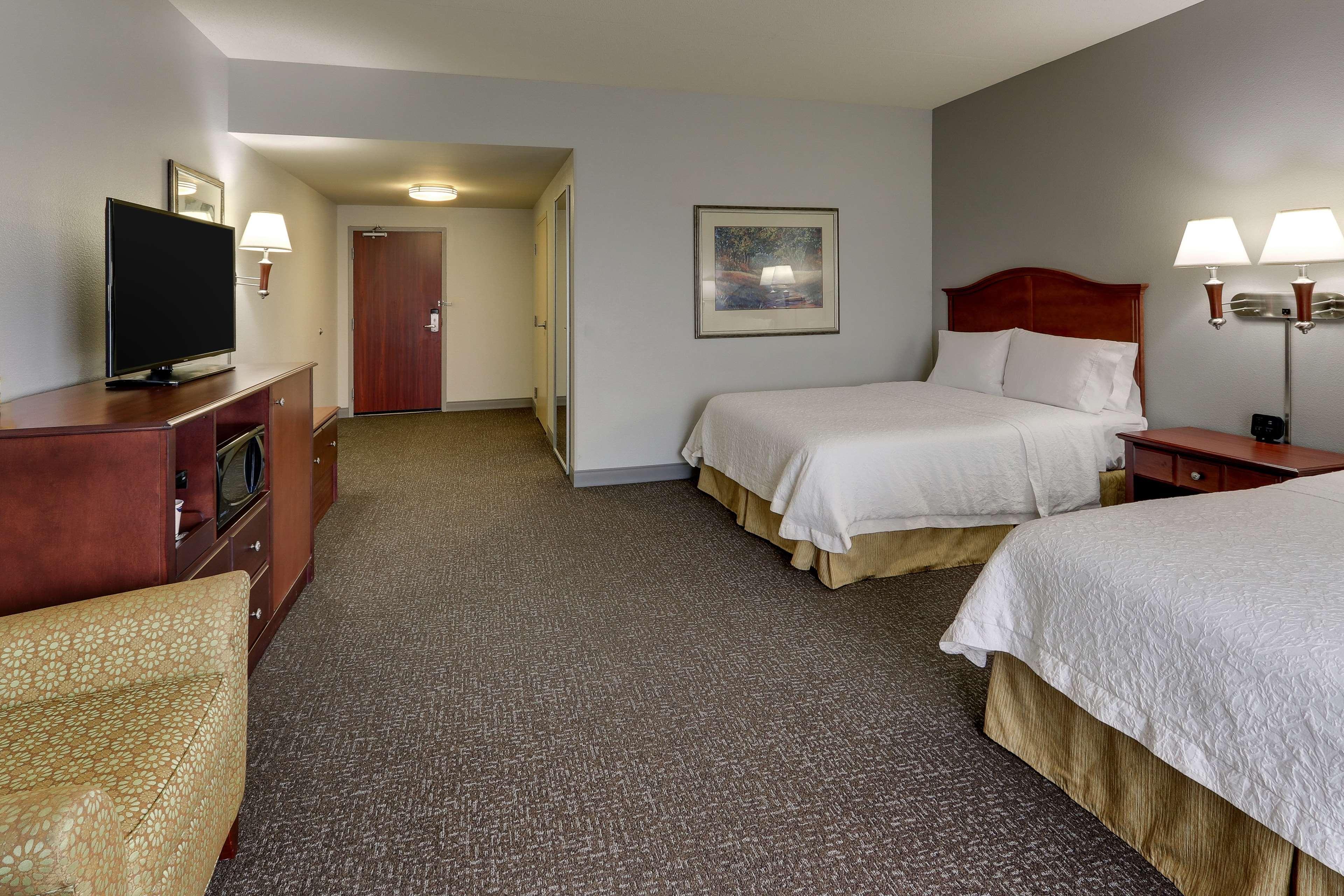 Hampton Inn & Suites Indianapolis-Airport Exterior foto