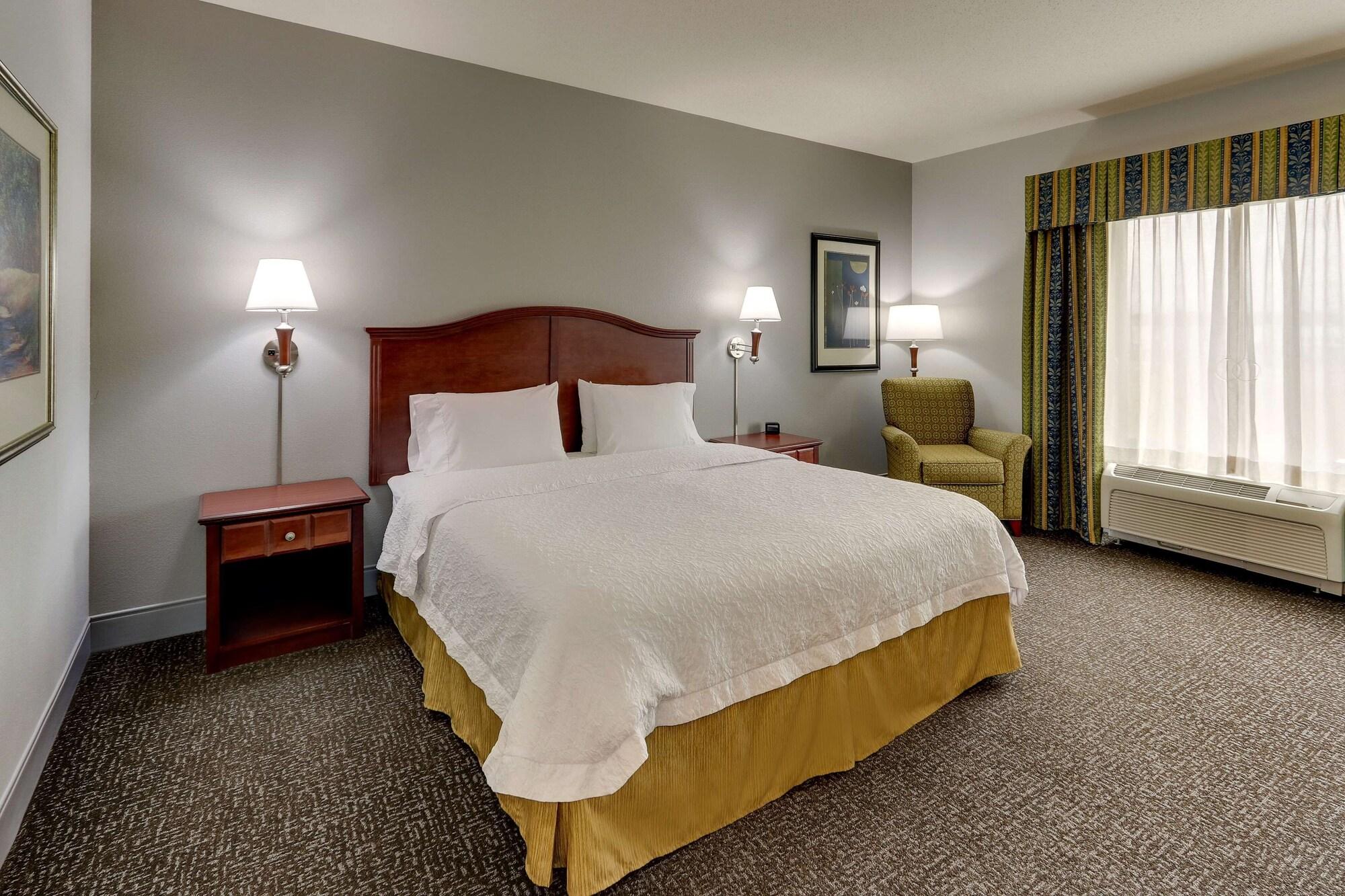 Hampton Inn & Suites Indianapolis-Airport Exterior foto
