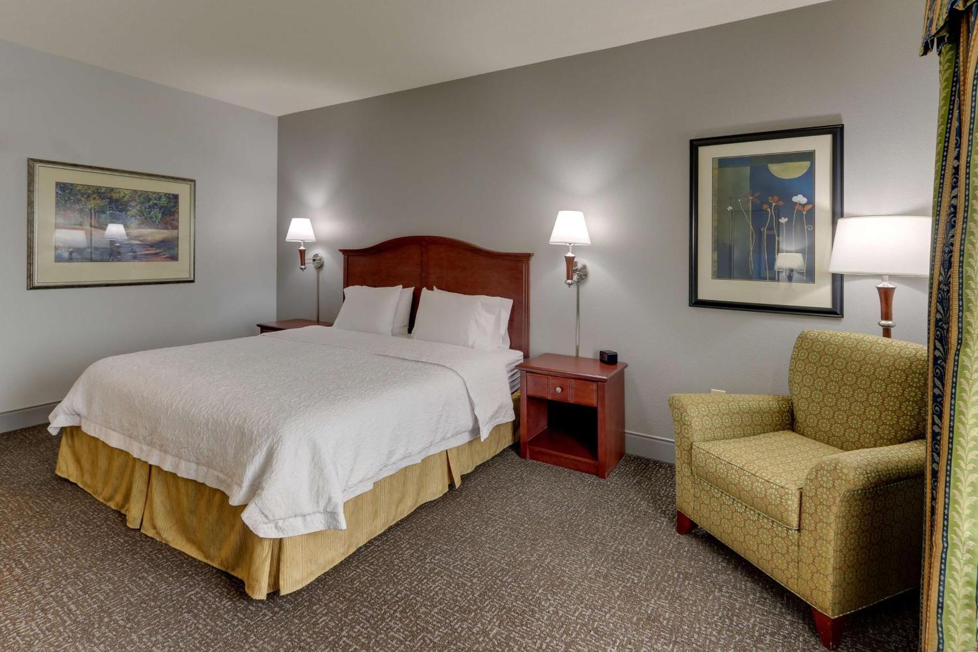 Hampton Inn & Suites Indianapolis-Airport Exterior foto